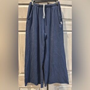 Blue womens wide leg Free people pants with draw string snd pockets